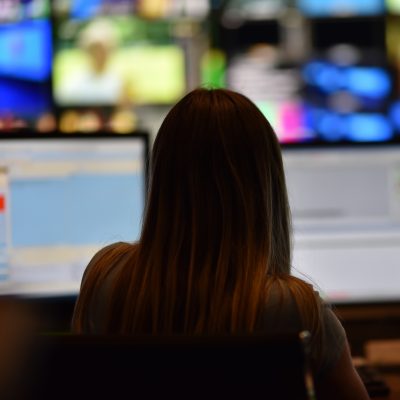 La vélotypie multilingue en direct : un atout précieux pour vos événements en streaming